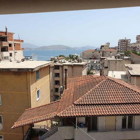 Mona`s Hostel Sarandë Exterior foto