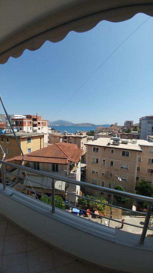 Mona`s Hostel Sarandë Exterior foto